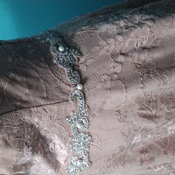 Bridal Dress - Picture 5 of 5